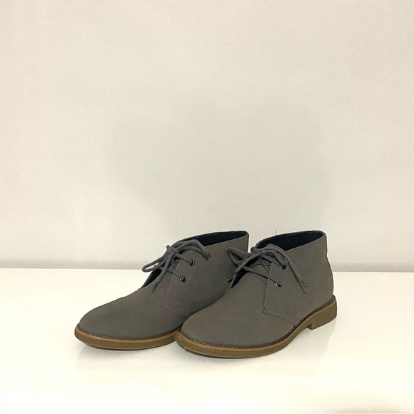 Perry Ellis Gray Chukka Boots with Suede Finish - Picture 7 of 9